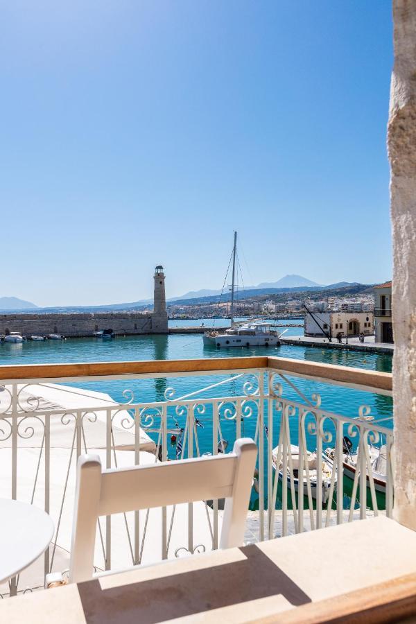 Anne Apartment, At The Venetian Port Of Rethimno! Exterior photo